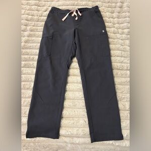 Figs Women’s Charcoal Scrub Pants